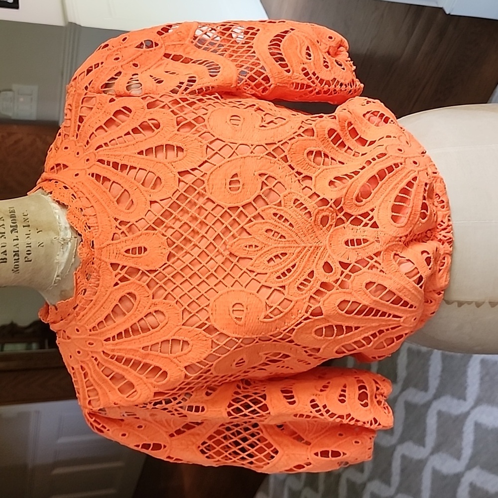 Orange blouse m/l